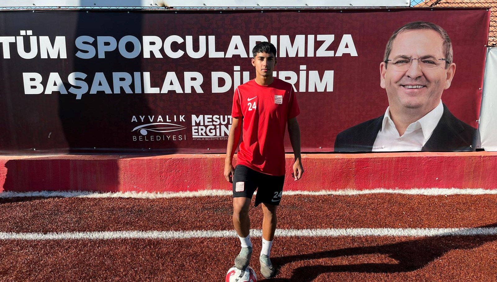 ayvalikgucunun yeni gozdesi ferhat hOBZIMPa