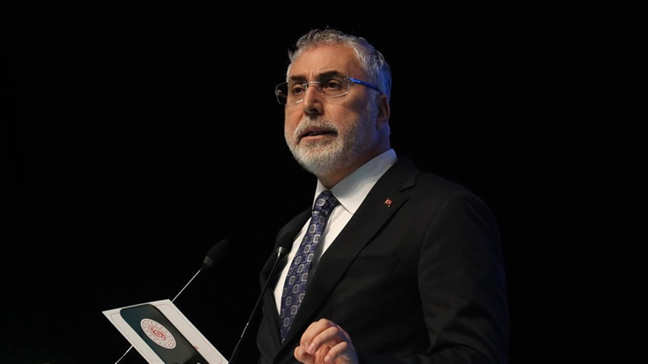 bakan isikhandan issizlik ve istihdam yorumu ecdadimizin mucadelelerini veriyoruz mhQC8N41