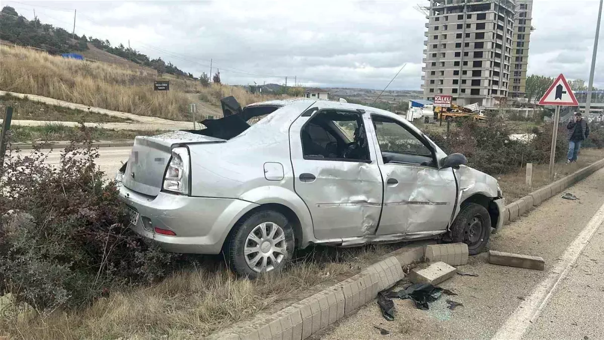 kastamonuda takla atan otomobilde 2 yarali O9IRuHHC.jpg