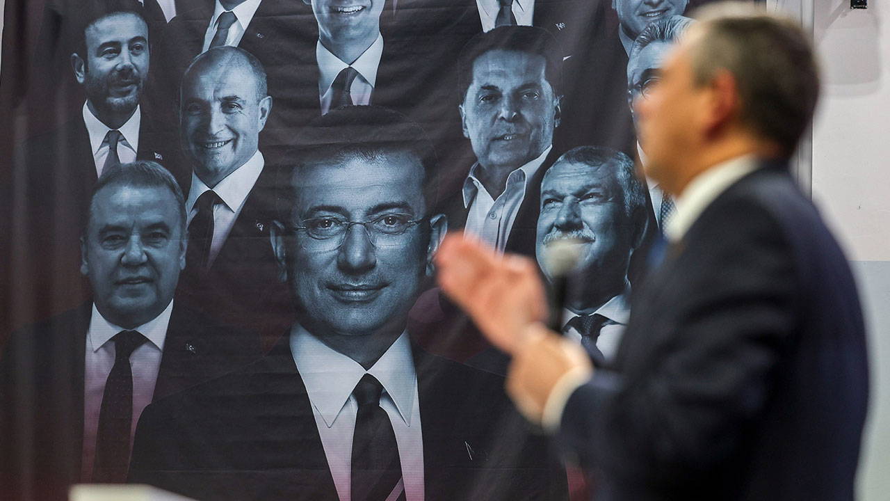 ozgur ozel ve ekrem imamoglundan arnavutkoy mitingine cagri 5Zsuf41E.jpg