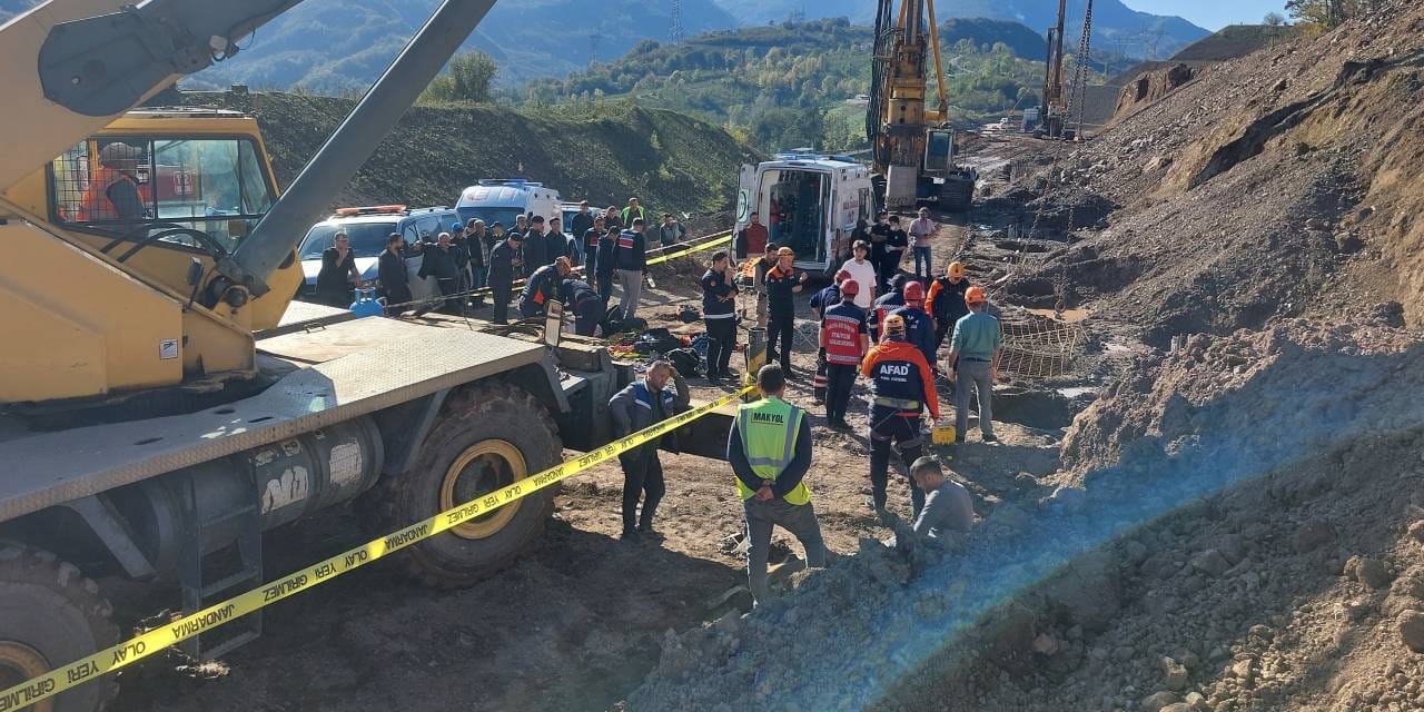 sakaryada is cinayeti kuyuya dusen isci yasamini yitirdi tEZqQiza.jpg