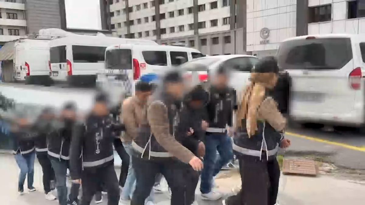 Kapalıçarşı’da 3 Milyon Dolar Değerinde Kaçak Pırlanta Ele Geçirildi