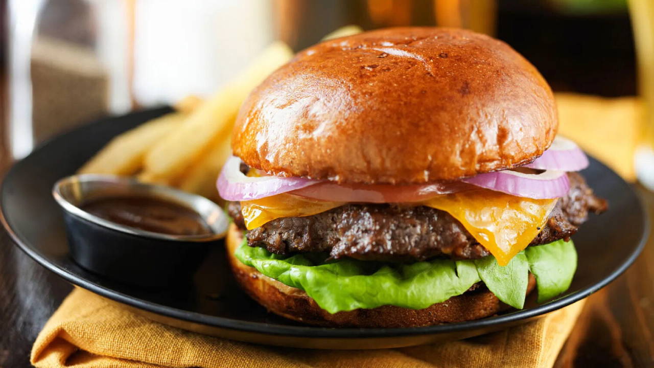 Maliyet Baskısı Sonucu Piyasadan Çekilen Ünlü Hamburger Markası