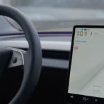 otonom-surus-icin-aylik-abonelik-sistemi-basliyor-JvBYxjLl