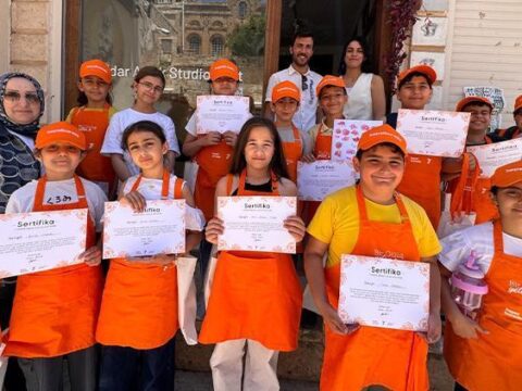 Çocuk Atölyeleri’nde çocuklar ve gençler sanatla buluştu